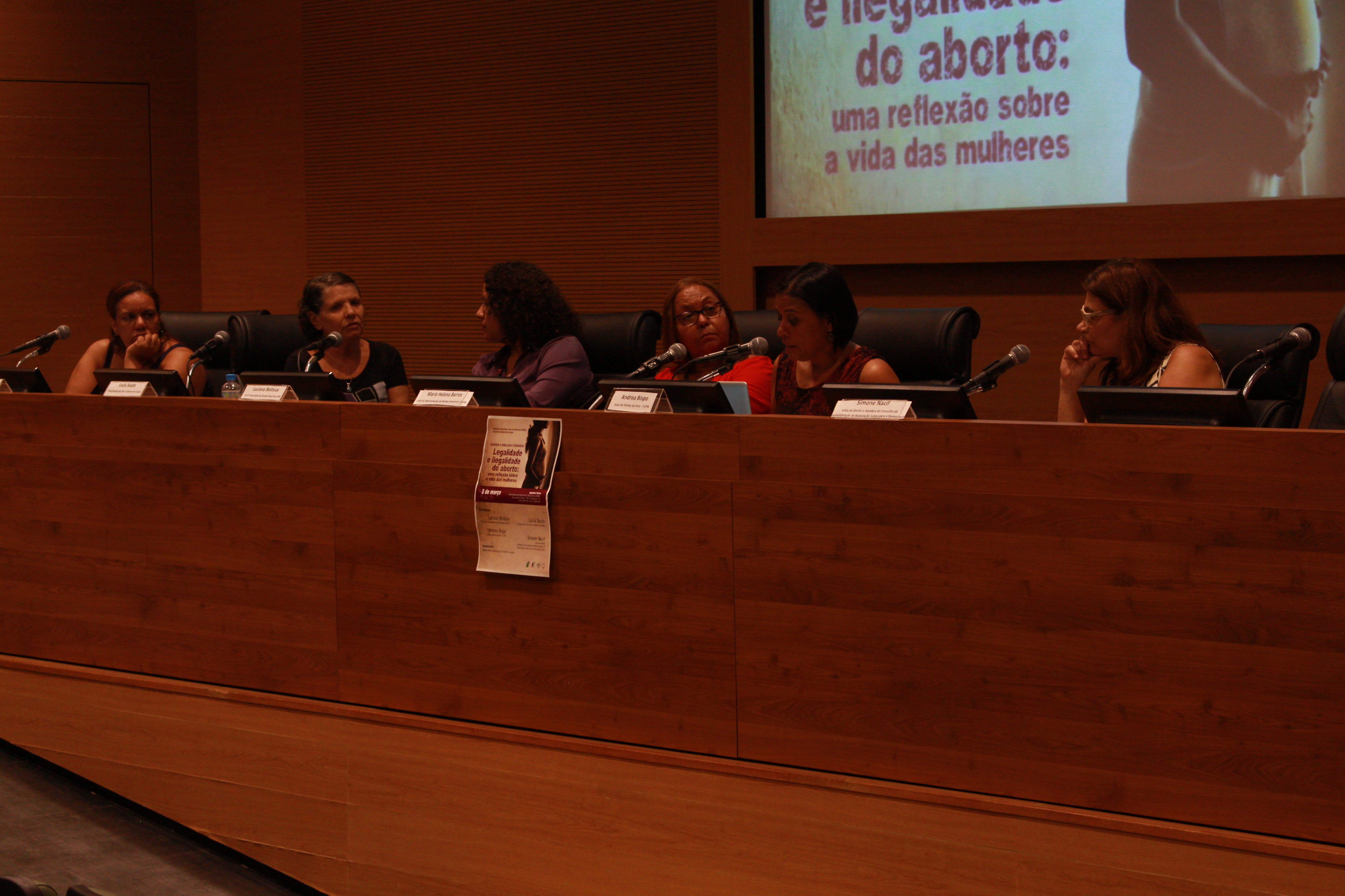 Legalidade e ilegalidade do aborto (Apresentação)