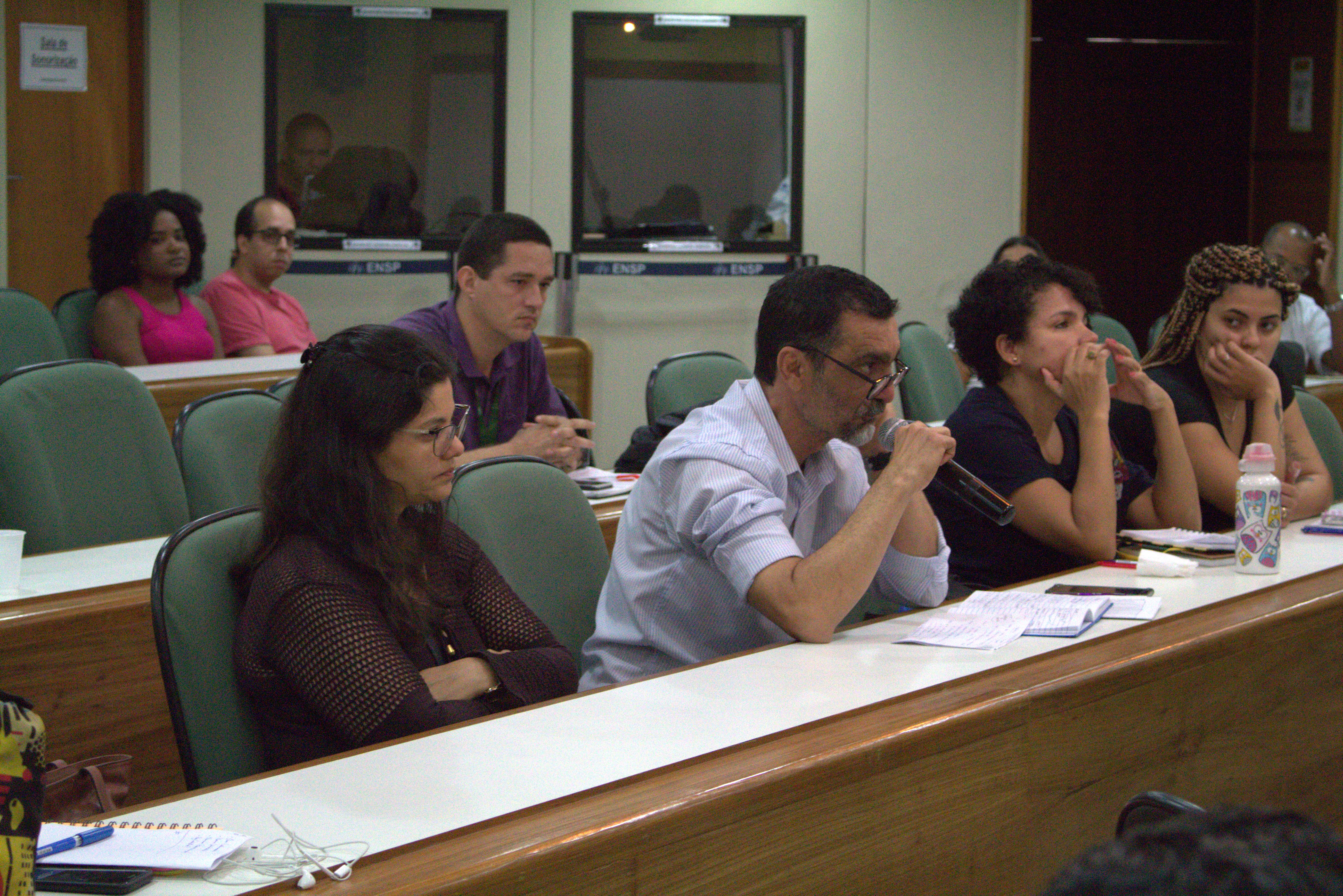 Palestra Direitos Humanos e DEGASE: Olhando aspectos de Saúde, Gênero e Raça